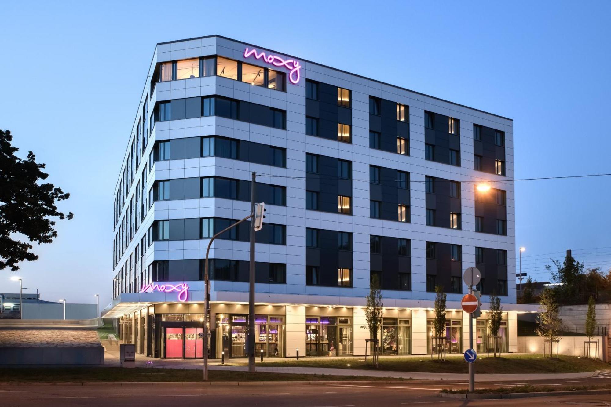 Hotel Moxy Stuttgart Feuerbach Zewnętrze zdjęcie