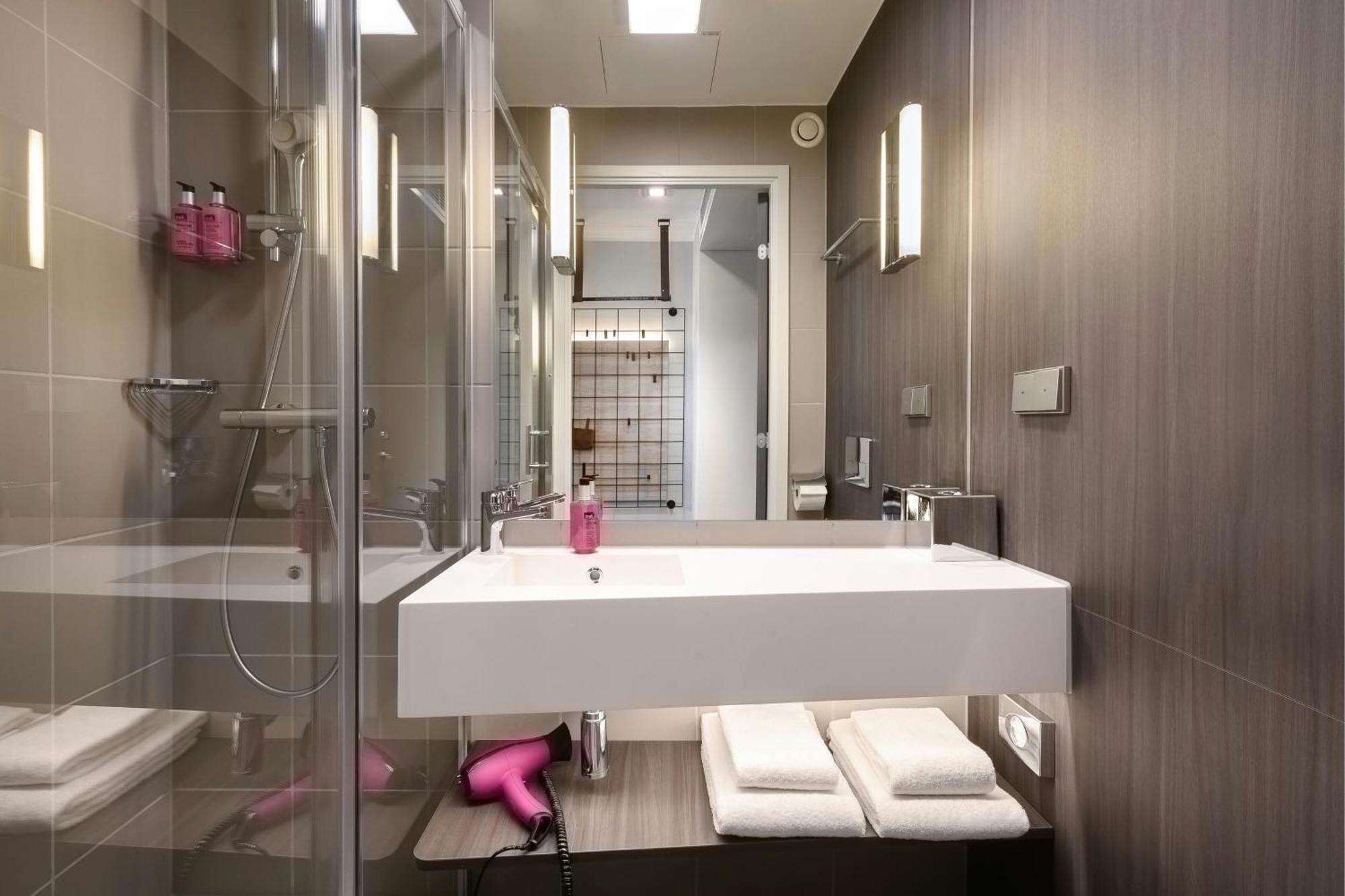 Hotel Moxy Stuttgart Feuerbach Zewnętrze zdjęcie